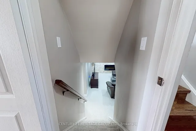 Additional image 37 of 16 Marblehead Rd