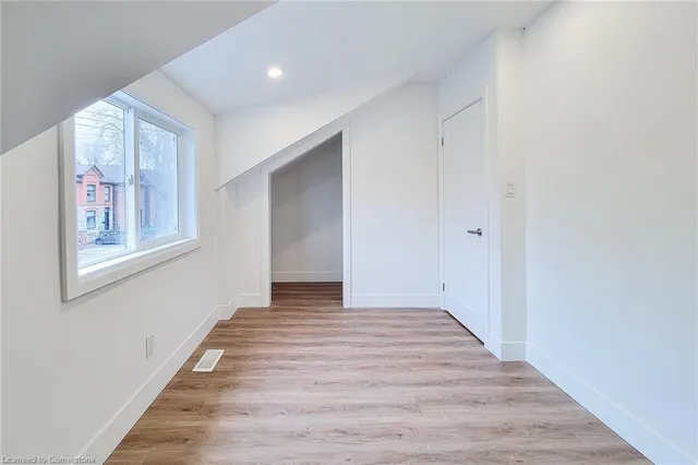 Additional image 27 of 29 New St