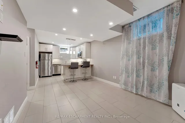 Additional image 37 of 130 Napoli Dr