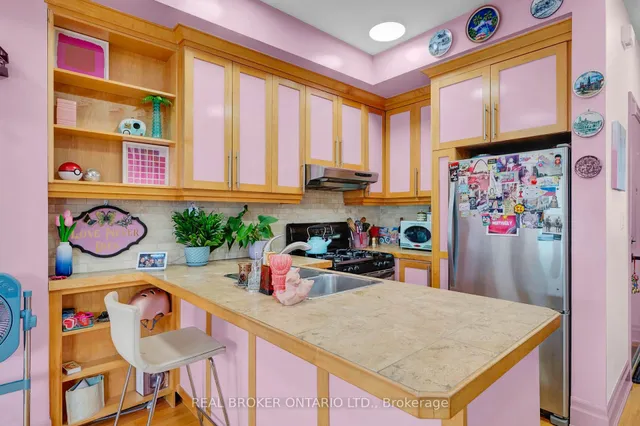 Additional image 19 of 27 Lindner St