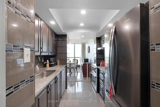 Additional image 8 of 5 Rowntree Rd Unit 1411