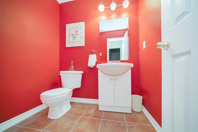 Additional image 34 of 252 Vintage Gate