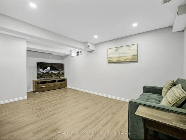 Additional image 33 of 1 Vulcan Crt