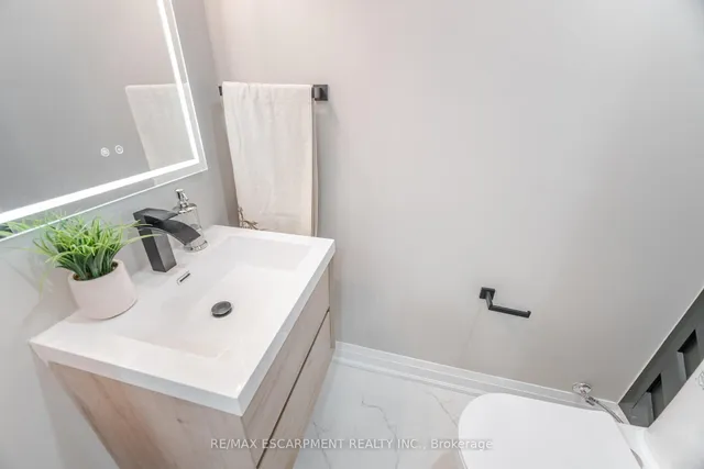 Additional image 25 of 121 Lower Horning Rd