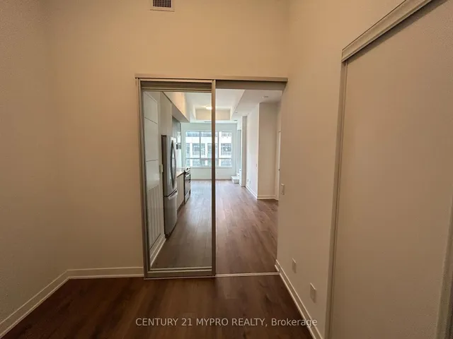 Additional image 10 of 405 Dundas St Unit 217