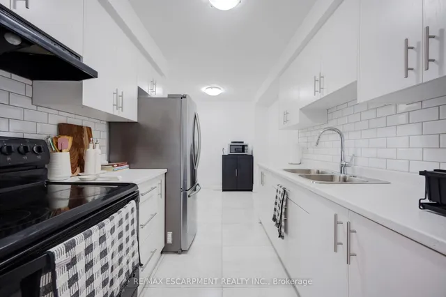 Additional image 13 of 3430 Brandon Gate Dr Unit 31