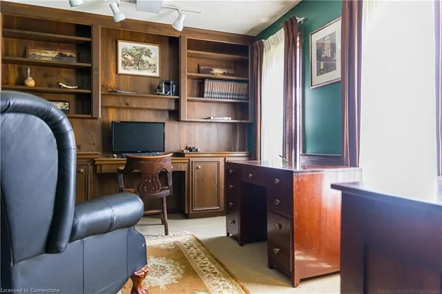 Additional image 8 of 637 Hiawatha Blvd