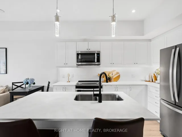 Additional image 20 of 16 Markle Cres Unit 503