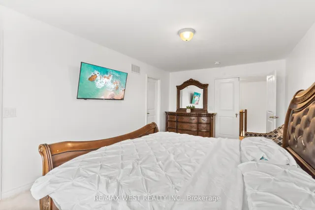 Additional image 20 of 50 Edinburgh Dr Unit 72