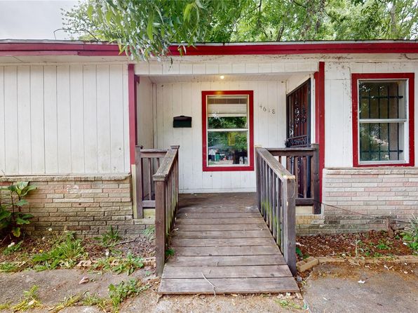 Property image for 4618 Mallow St, Houston, TX 77051