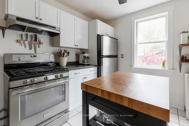Additional image 19 of 203 Locke St