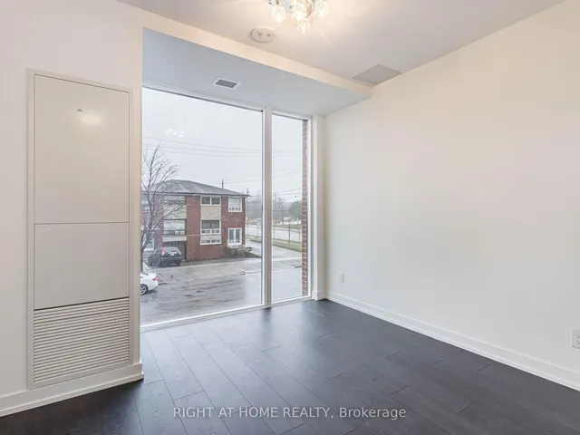 Additional image 32 of 5 maryport Ave Unit 113