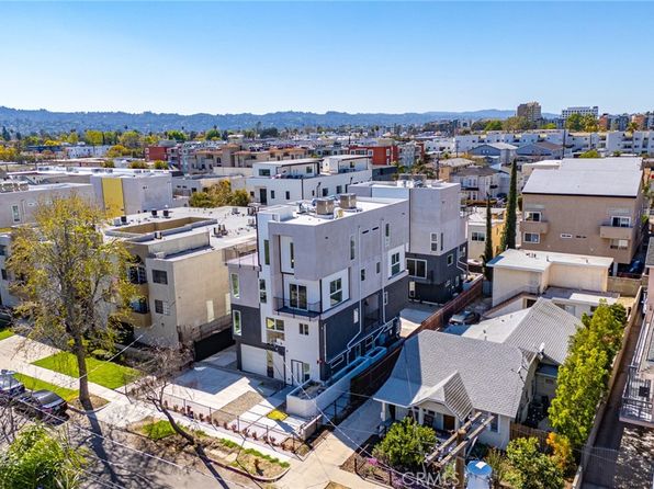 5263 Cartwright Ave, North Hollywood, CA 91601