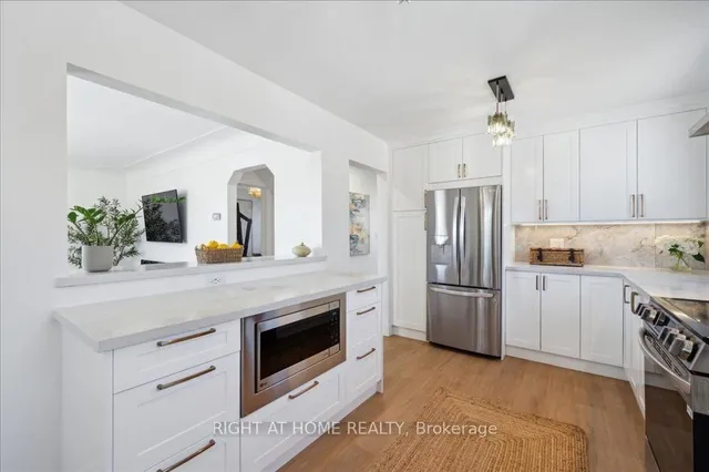 Additional image 10 of 272 East 35th St