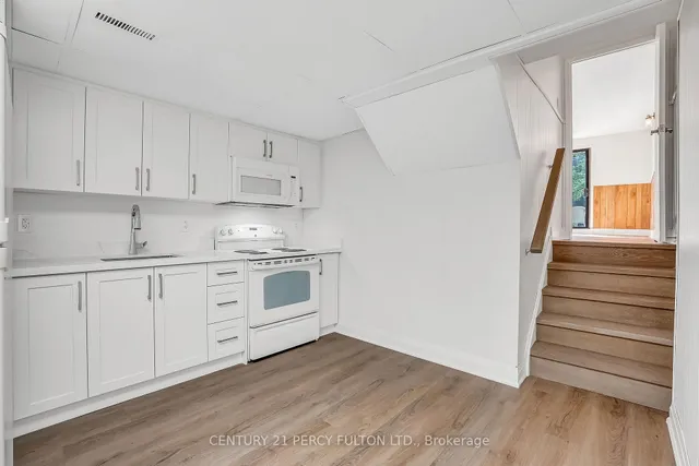 Additional image 28 of 33 Pettibone Sq