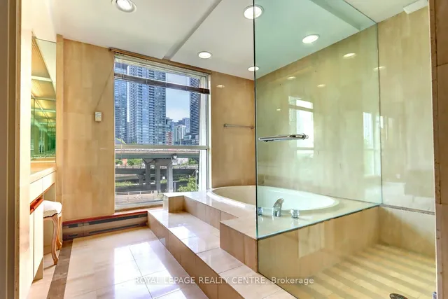 Additional image 33 of 480 Queens Quay W Unit 401W