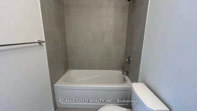 Additional image 19 of 35 Fieldridge Cres Unit 36