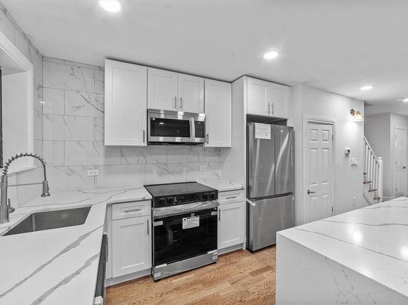 1029 E 213th Street, Bronx, NY 10469