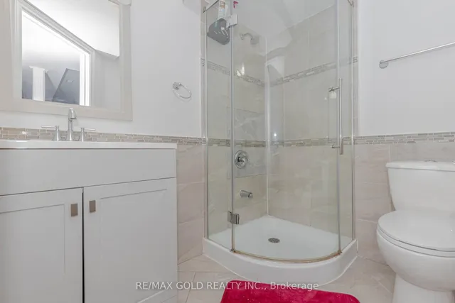 Additional image 30 of 37 Native Landing