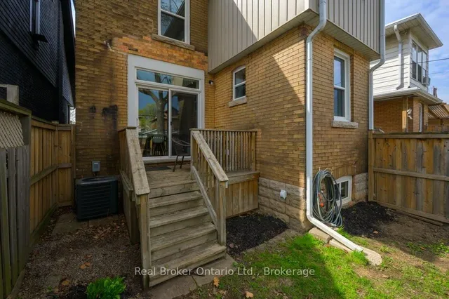 Additional image 24 of 18 Kensington Ave