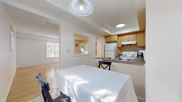 Additional image 15 of 45 Cedarcroft Blvd Unit 2