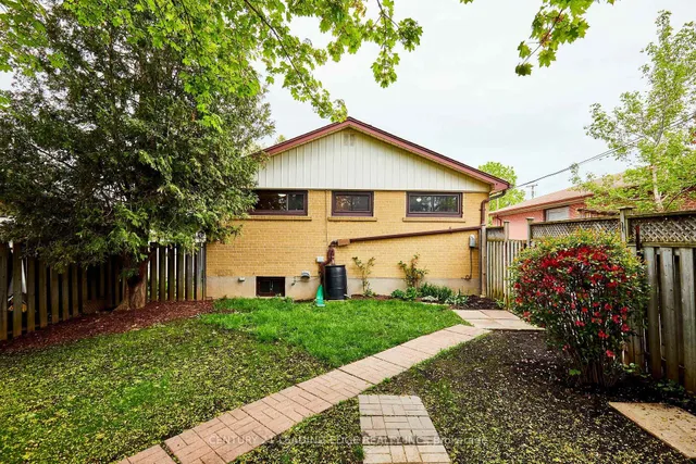 Additional image 8 of 130 Porchester Dr