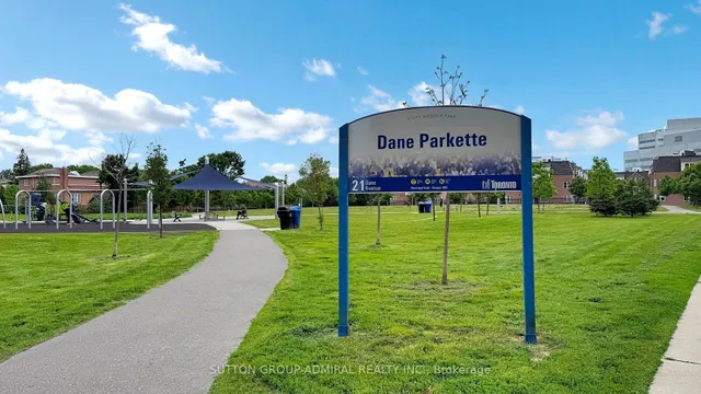 Additional image 38 of 3091 Dufferin St Unit 411