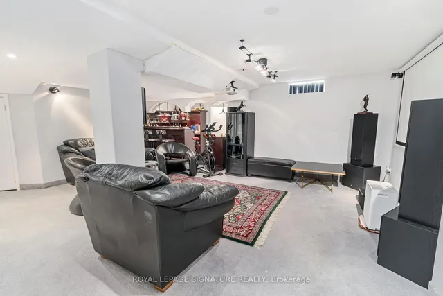 Additional image 38 of 81 Parkside Dr