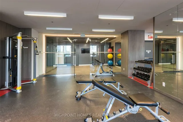 Additional image 38 of 318 Richmond St Unit 909