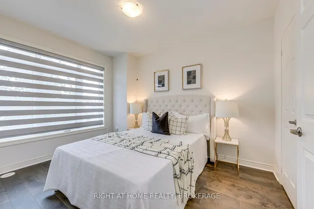 Additional image 7 of 451 Dundas St