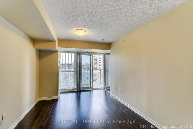 Additional image 14 of 386 Yonge St Unit 1912