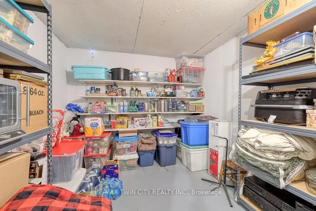 Additional image 27 of 18 Charnwood Crt