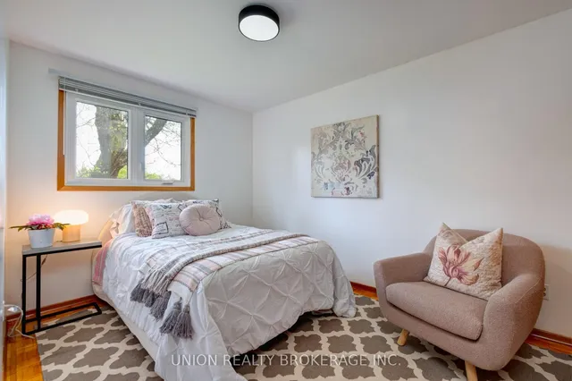 Additional image 25 of 15 Charterhouse Rd