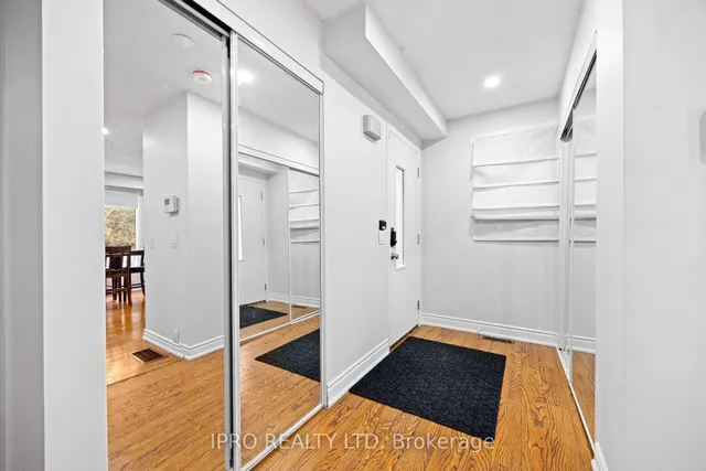 Additional image 5 of 122 Royal Palm Dr