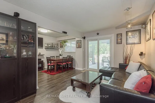 Additional image 15 of 90 Lakecrest Tr