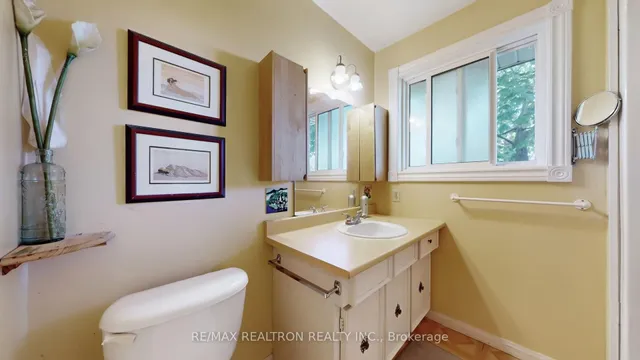 Additional image 11 of 77 Margaret Ave