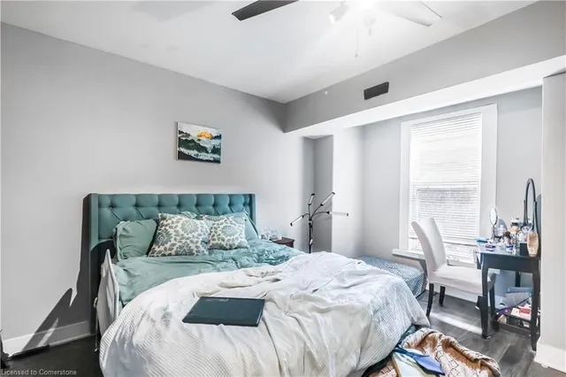 Additional image 30 of 47 Wellington St