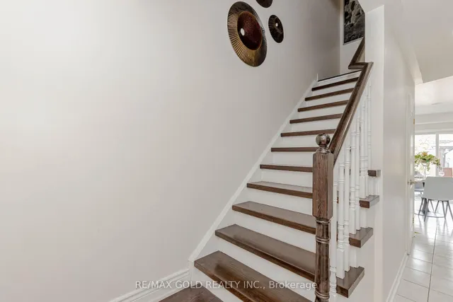 Additional image 13 of 37 Native Landing