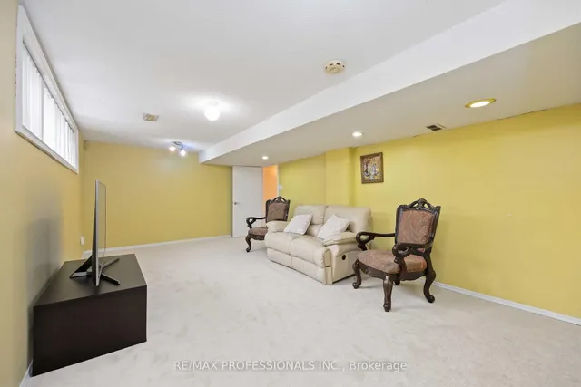 Additional image 17 of 2 Coolhurst Dr