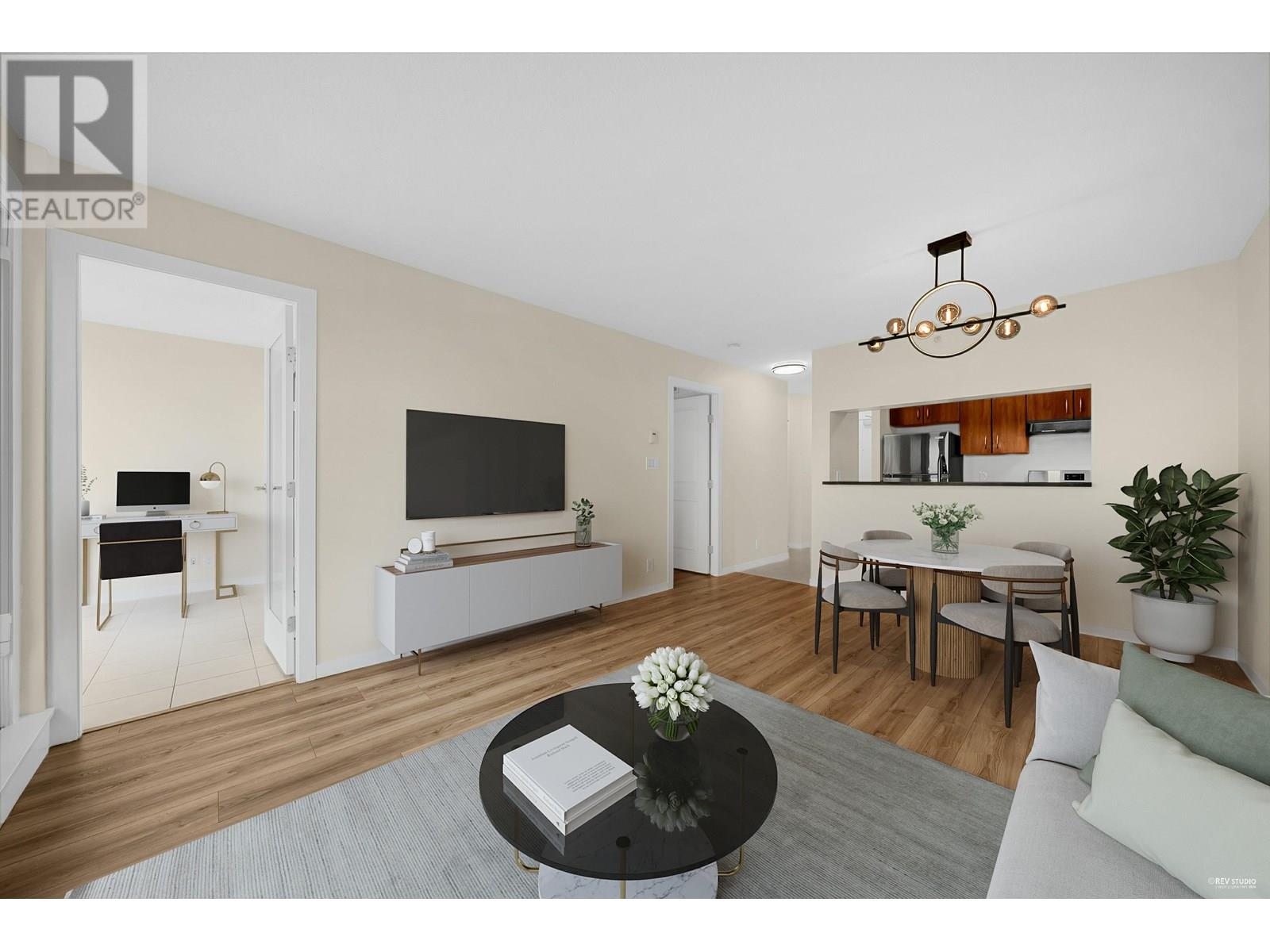 2002 3663 CROWLEY DRIVE|Vancouver, British Columbia V5R6H4