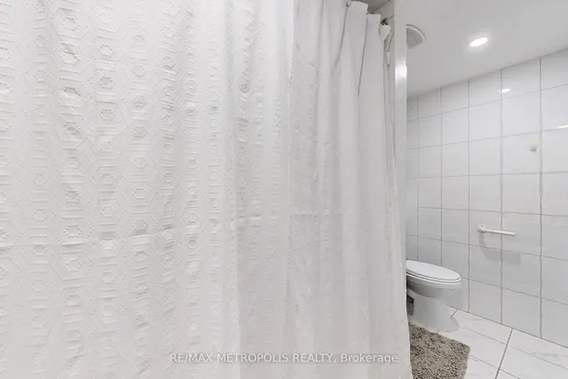 Additional image 40 of 14 Goldcrest Blvd