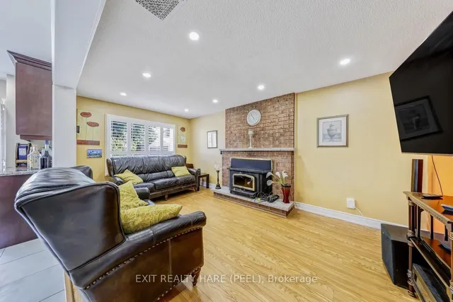 Additional image 16 of 212 Vodden St