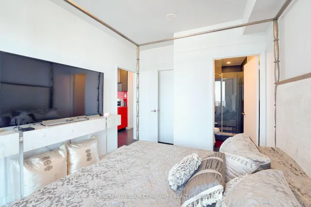 Additional image 29 of 8 Eglinton Ave Unit 1808