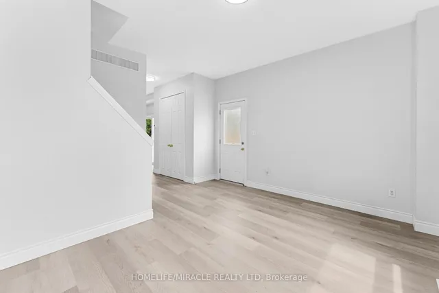 Additional image 10 of 120 Jansen Ave