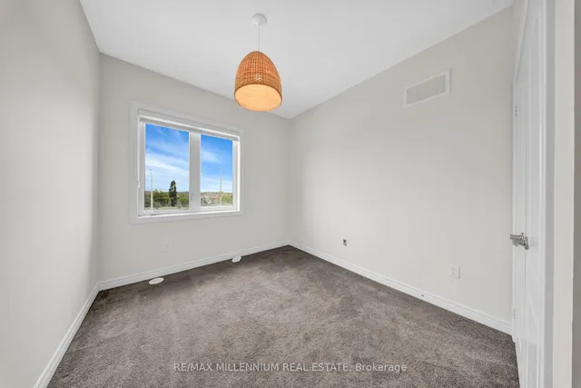 Additional image 30 of 527 Dundas St