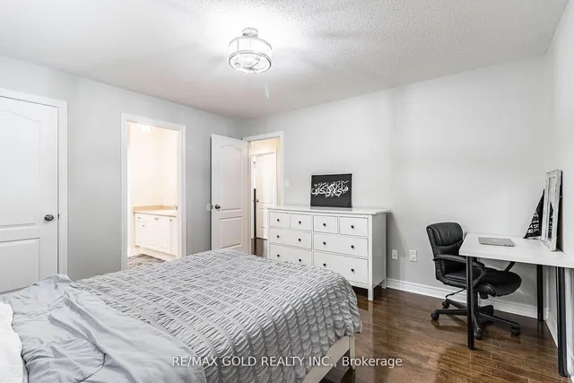 Additional image 30 of 251 Father Tobin Rd