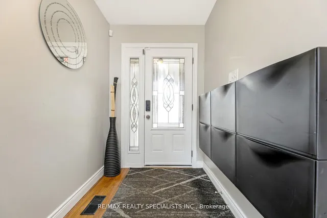 Additional image 28 of 35 Forestgate Dr