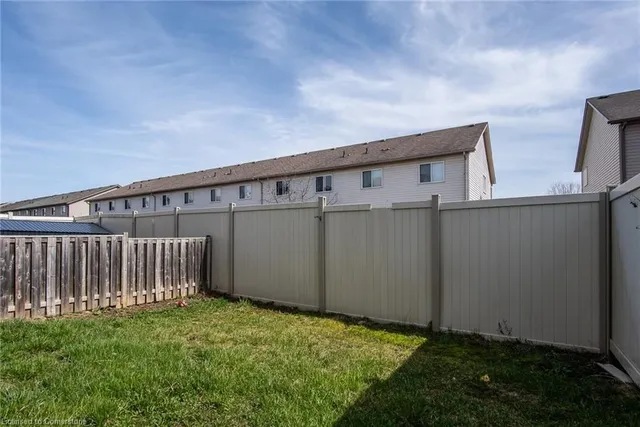 Additional image 10 of 23 Dahlia St