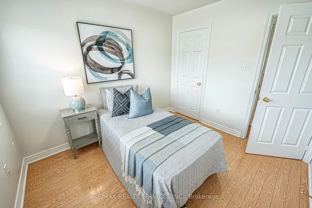 Additional image 36 of 84 Gower Cres