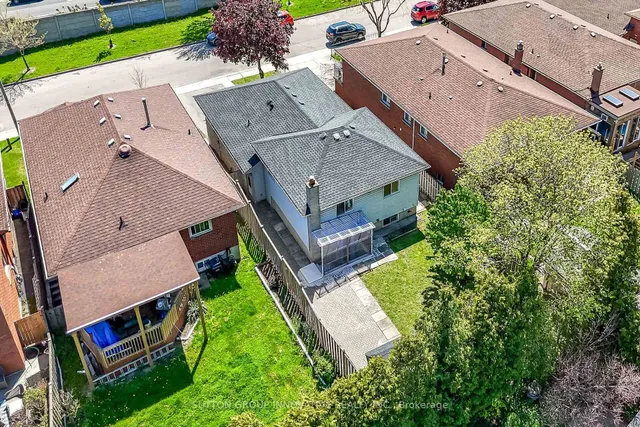 Additional image 50 of 107 Leggett Cres